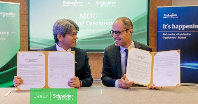 Schneider Electric signe un accord pour développer les technologies de smart manufacturing de la gigafactory de batteries de ProLogium dans les Hauts-de-France 